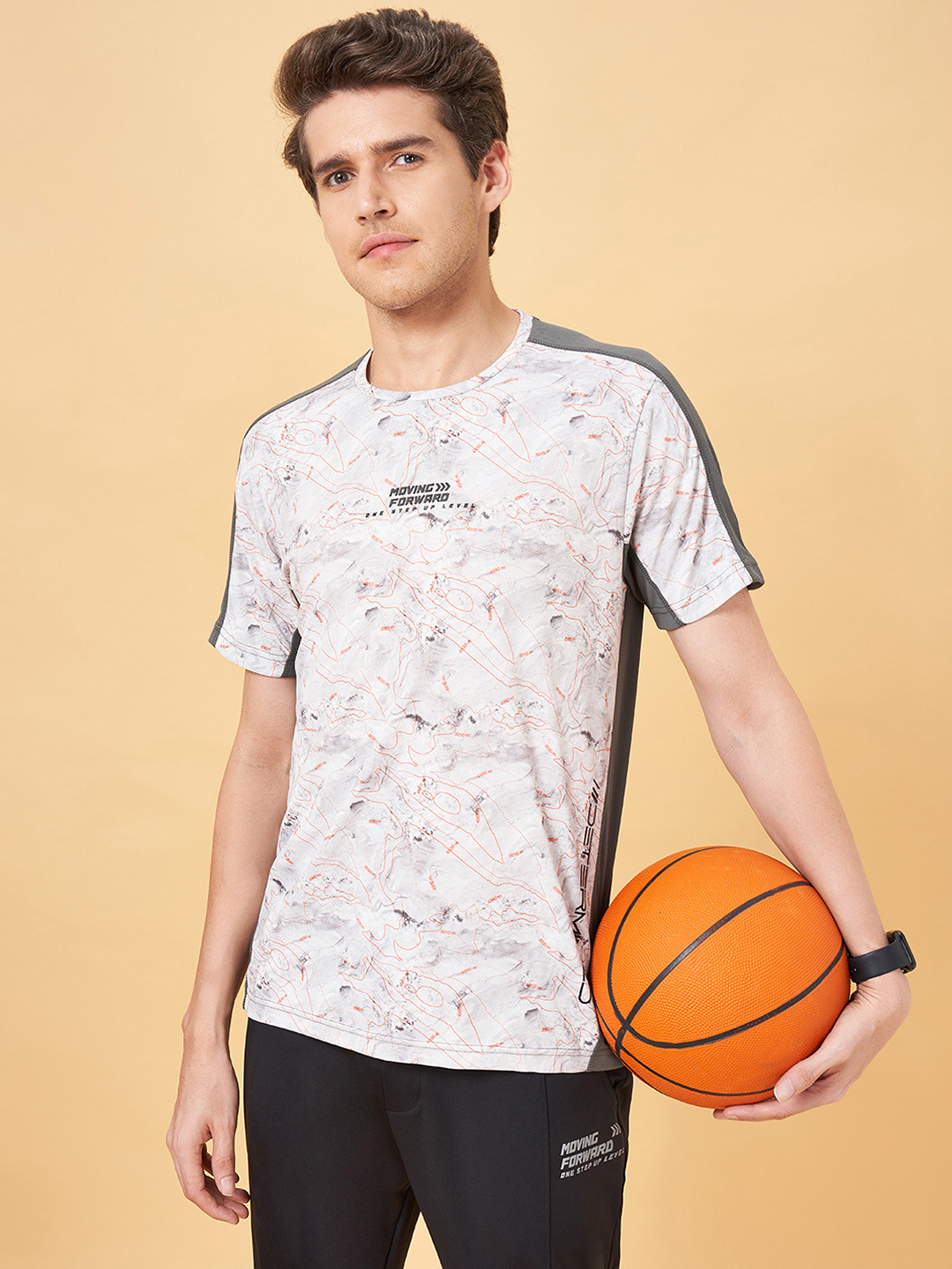 Ajile by Pantaloons Colourblocked Slim Fit T-shirt