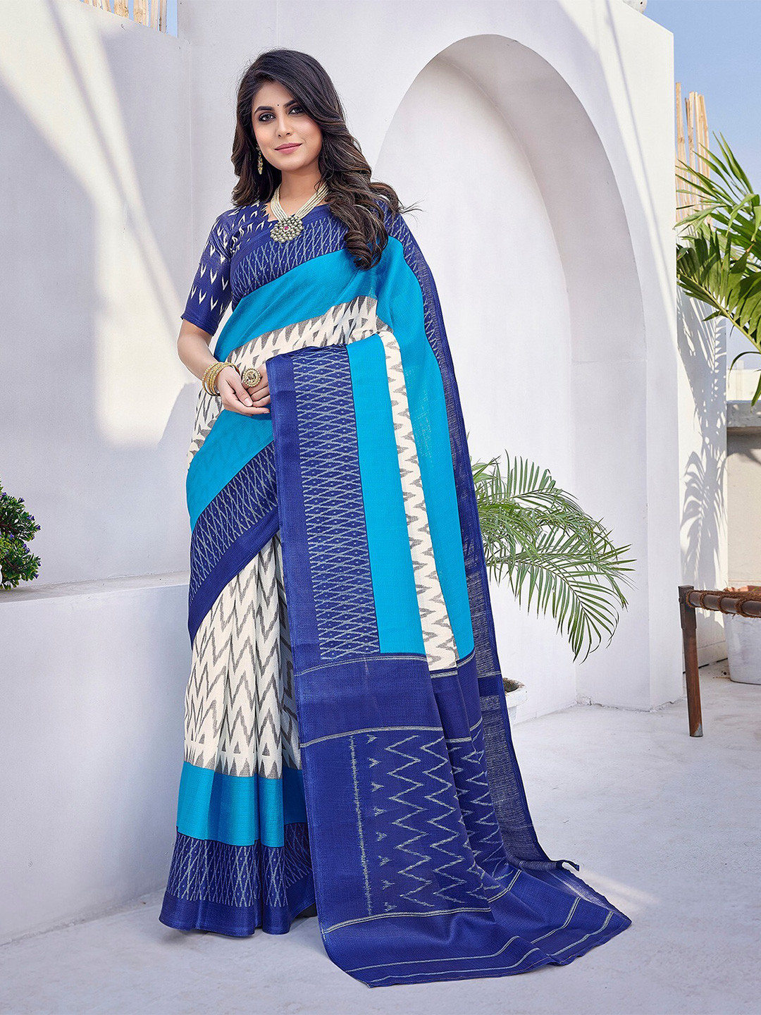 KALINI Colourblocked Mysore Silk Saree