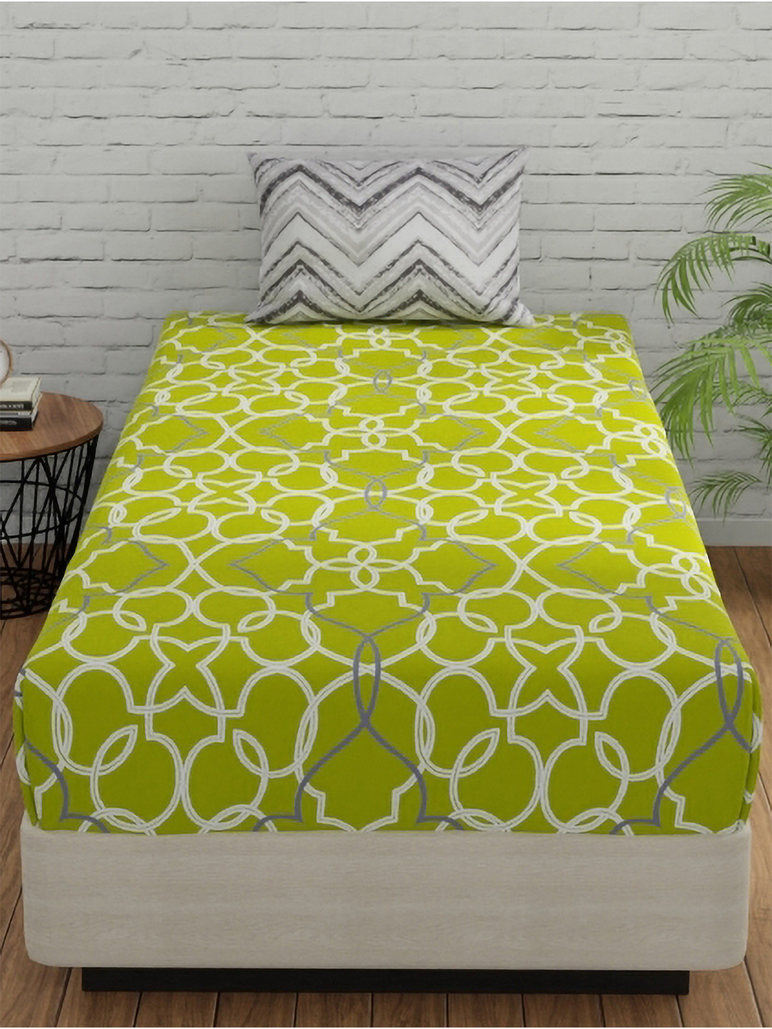 Huesland Grey Geometric Cotton 144 TC Single Bedsheet with a Pillow Cover-90 x 55 inches