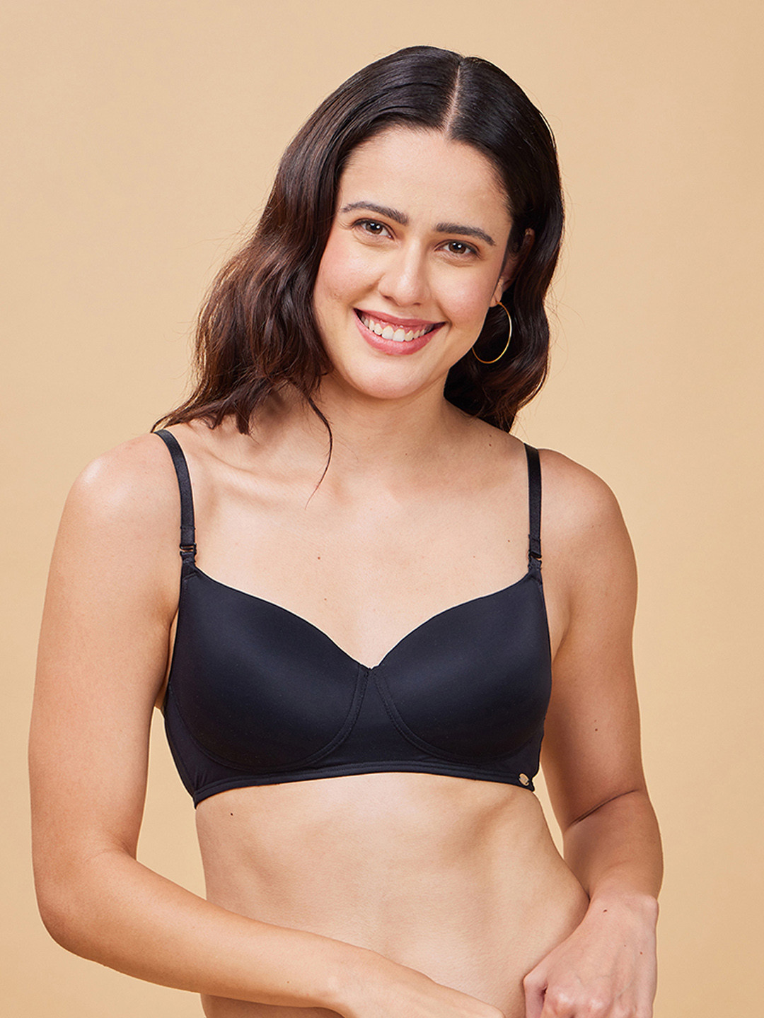 Enamor Padded Non-Wired Medium Coverage Ultra Soft Cups, Invisi Neckline T-Shirt Bra