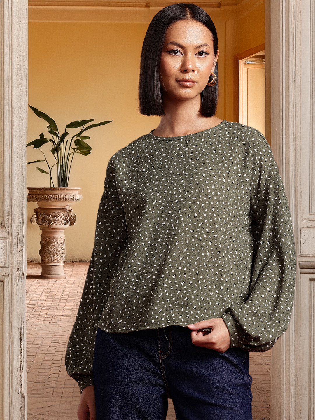 all about you Micro Print Puff Sleeves Top