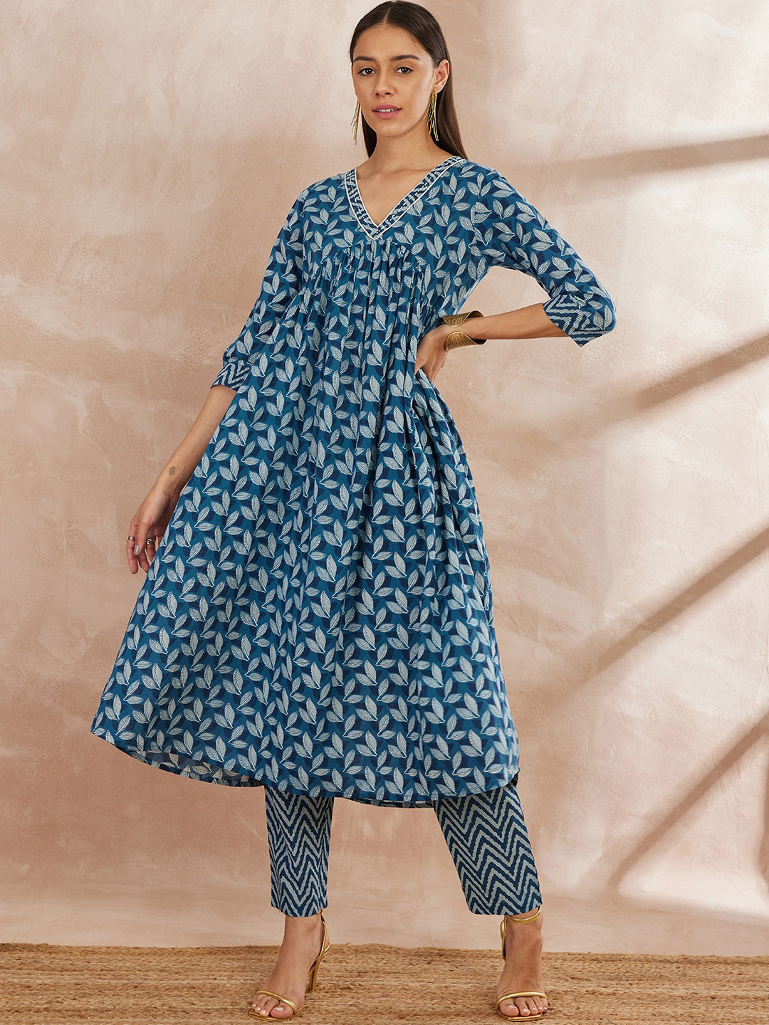 all about you Floral Yoke Design V-Neck Three-Quarter Sleeves Pure Cotton Kurta Set