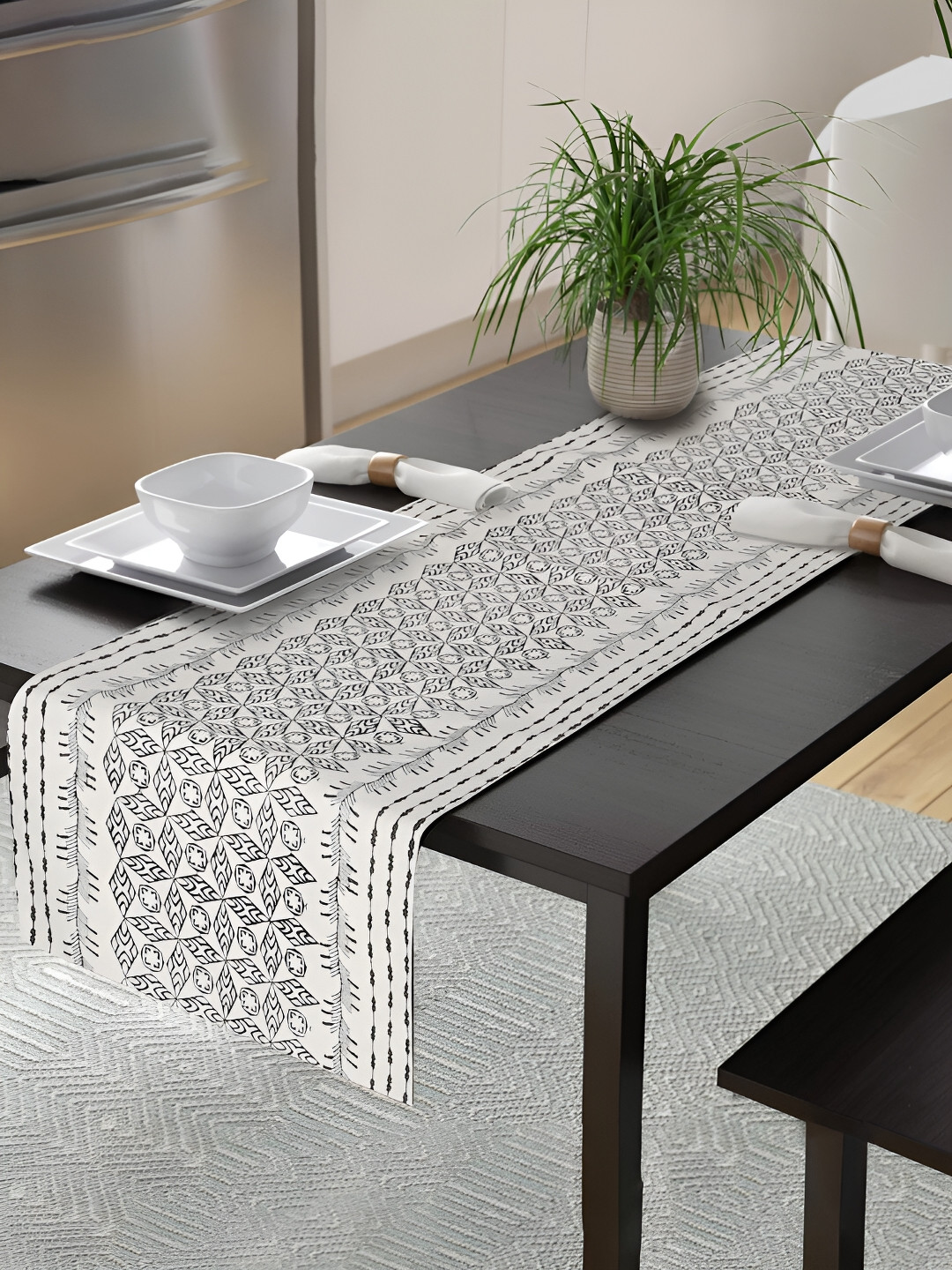 Ratan Cart Cream-colored & Black Geometric Block Printed Cotton Table Runner