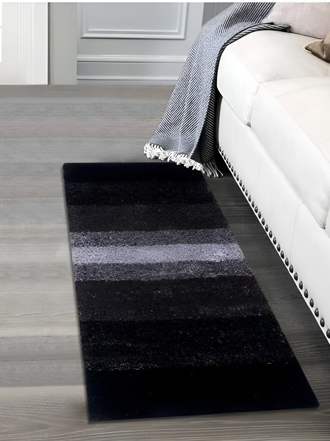 Shopgallery Charcoal Black & Grey Geometric Soft & Anti-skid Floor Runner
