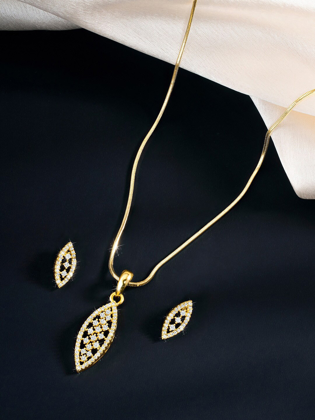 Peora Gold-Plated Cubic Zirconia Stone Studded Jewellery Set