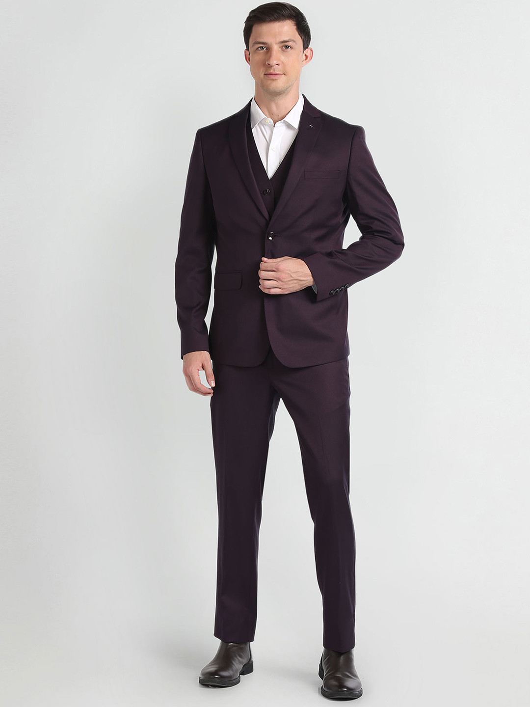 Arrow Single-Breasted Three-Piece Suit