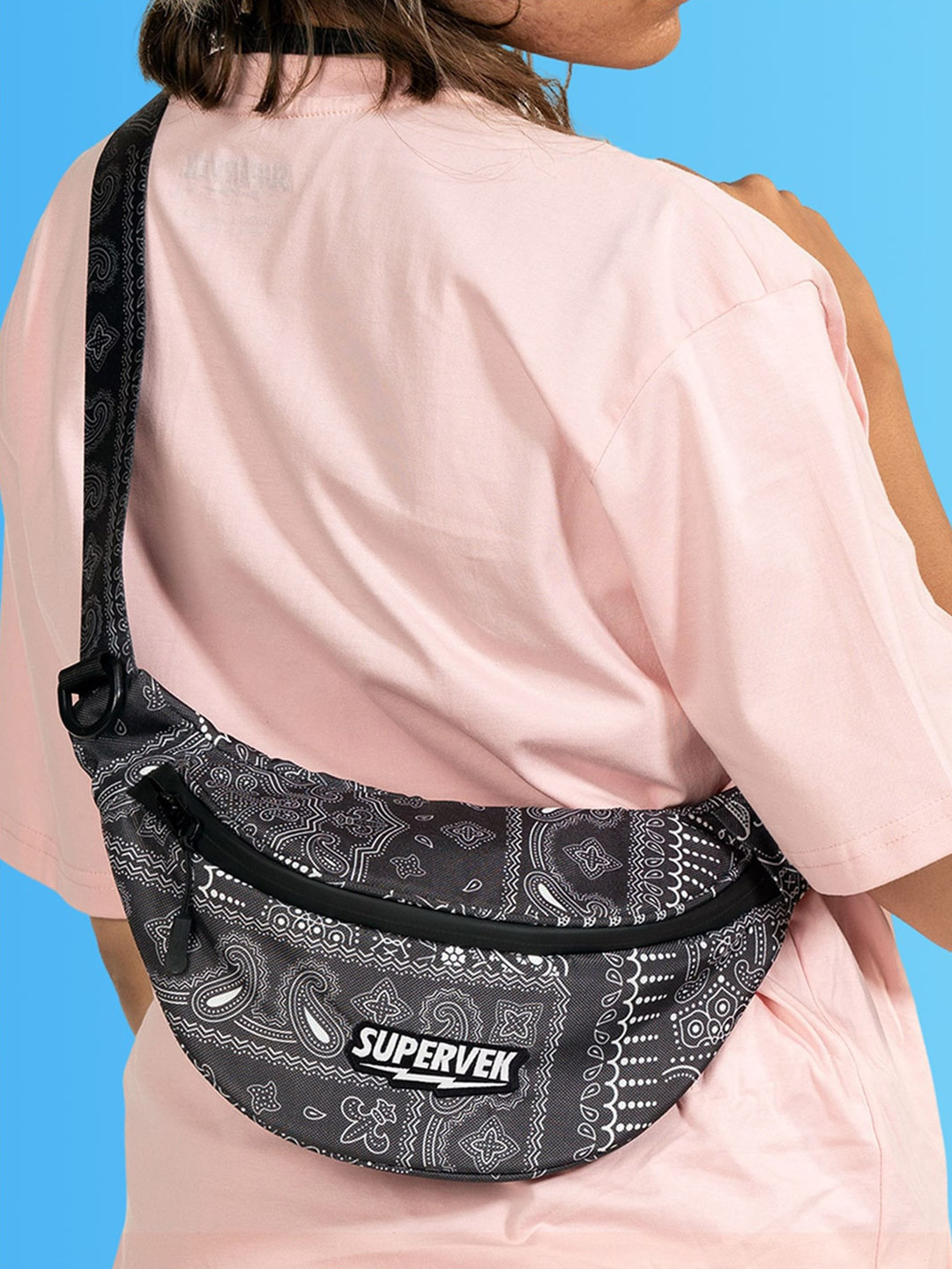 SUPERVEK Unisex Travel Cross Body Waist Pouch