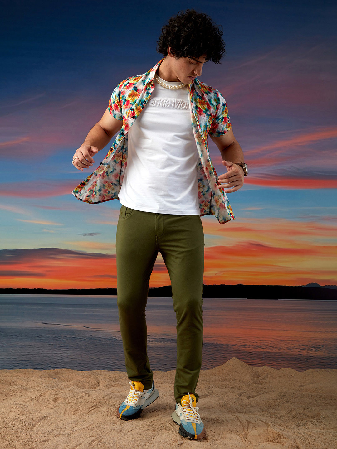 Markle Moro Men Slim Fit High-Rise Chinos Trousers