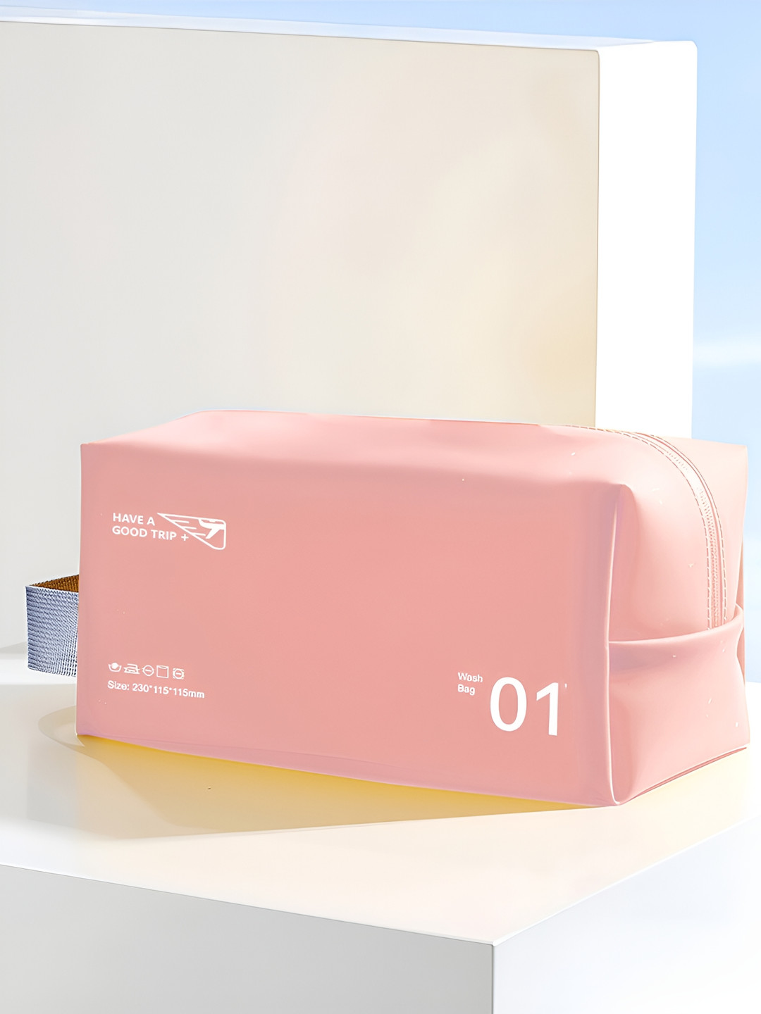 Cortina Pink Water Resistant Makeup Organiser