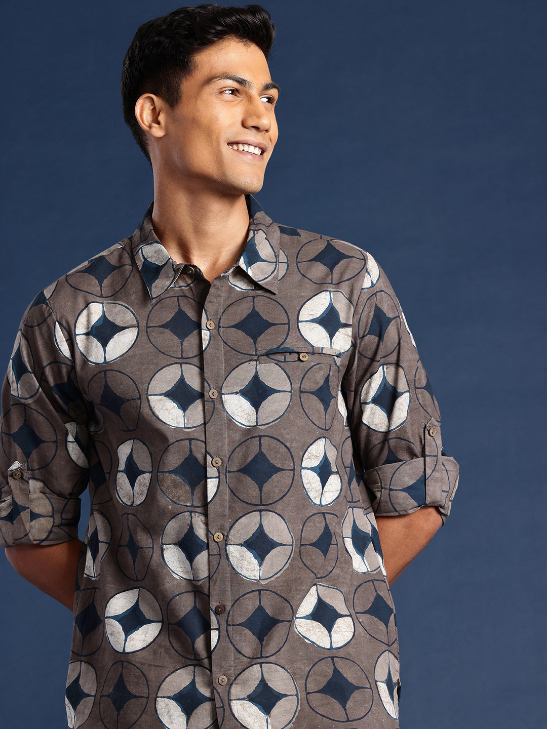 Taavi Geometric Dyed Roll-Up Sleeves Pure Cotton Dabu Casual Shirt