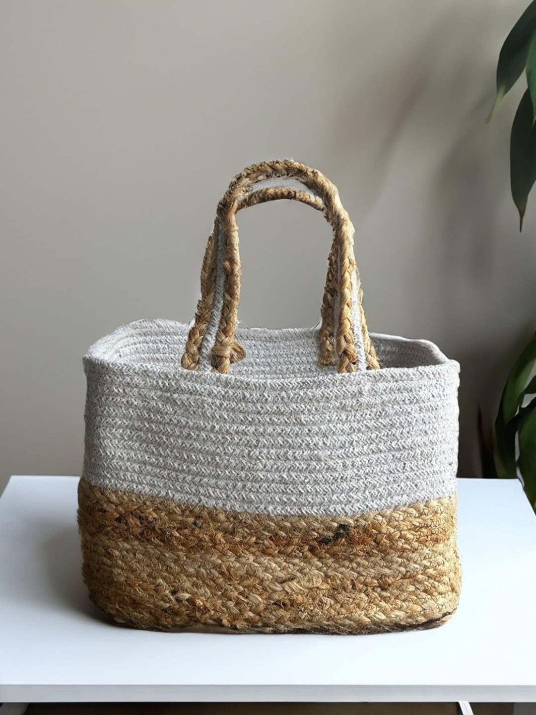 JASMEY HOMES Colourblocked Jute Structured Handheld Bag