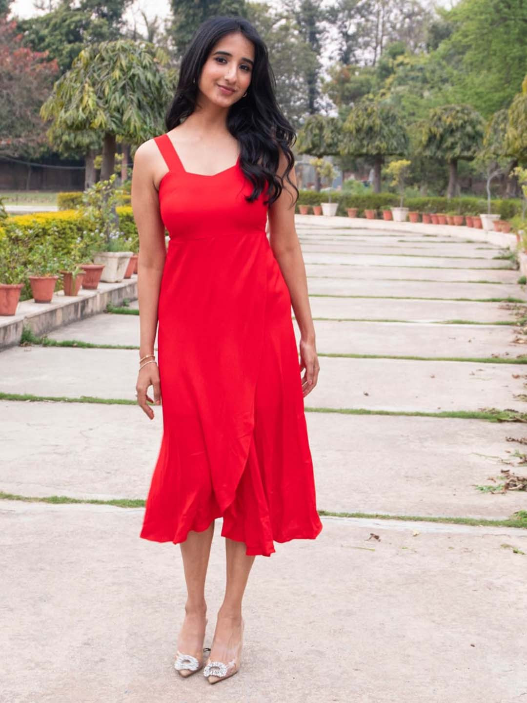 By The Bay Shoulder Straps Sleeveless Smocked A-Line Midi Dress