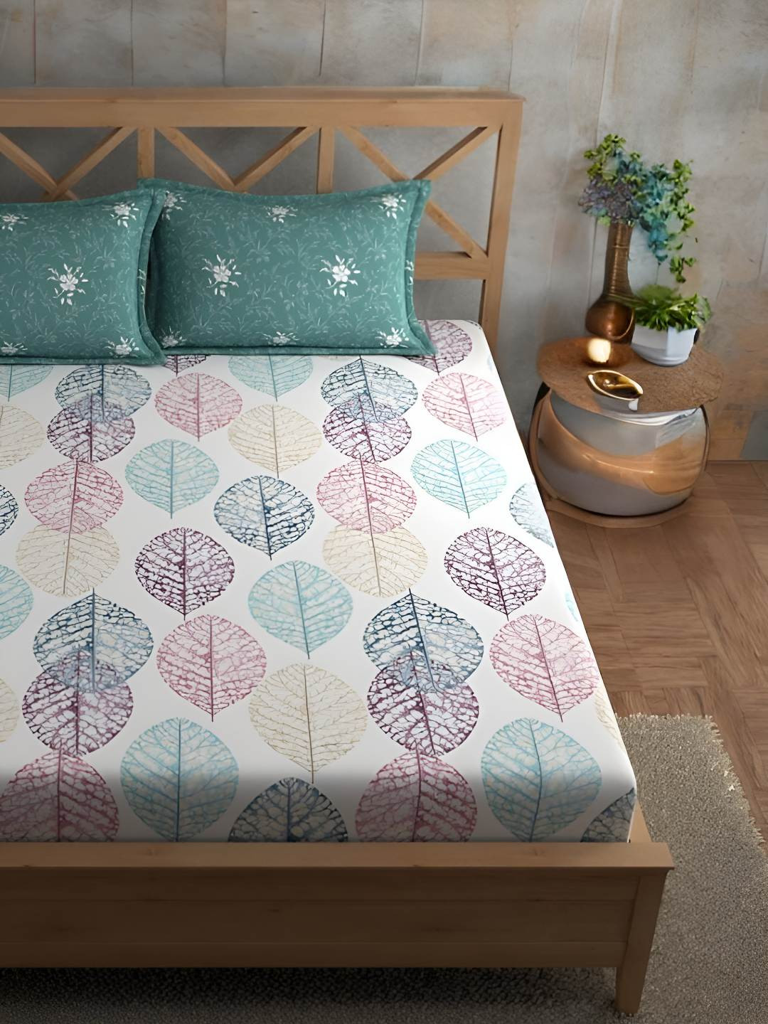 Bajo's White & Green Floral Printed Cotton 300 TC King Bedsheet With 2 Pillow Covers