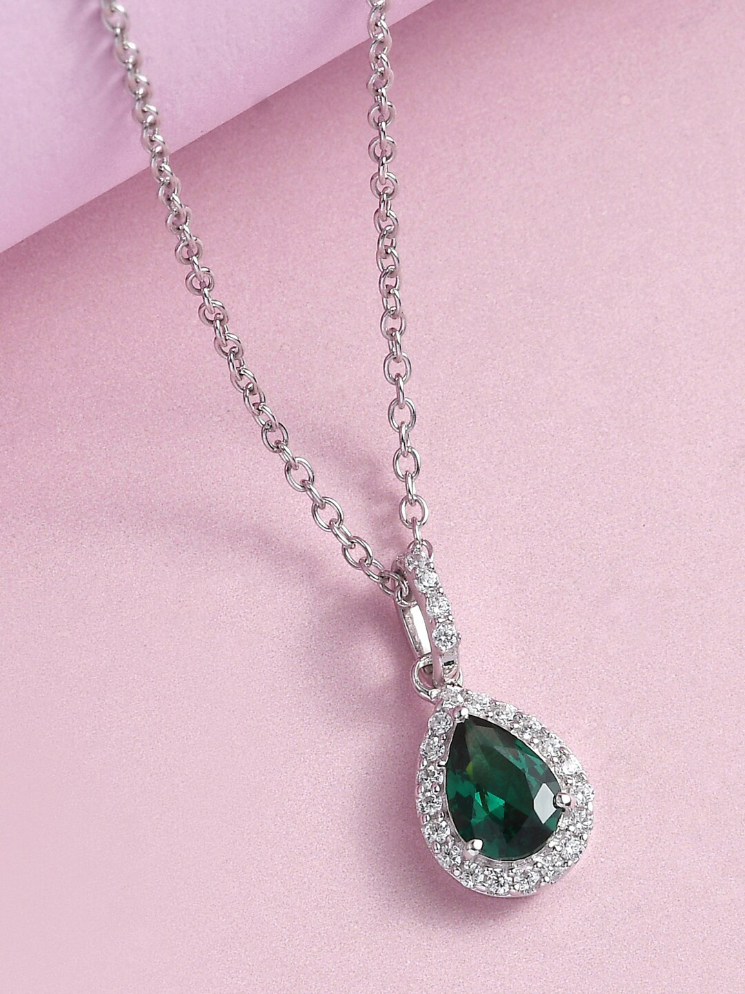 Ornate Jewels 925 Sterling Silver Emerald Necklace