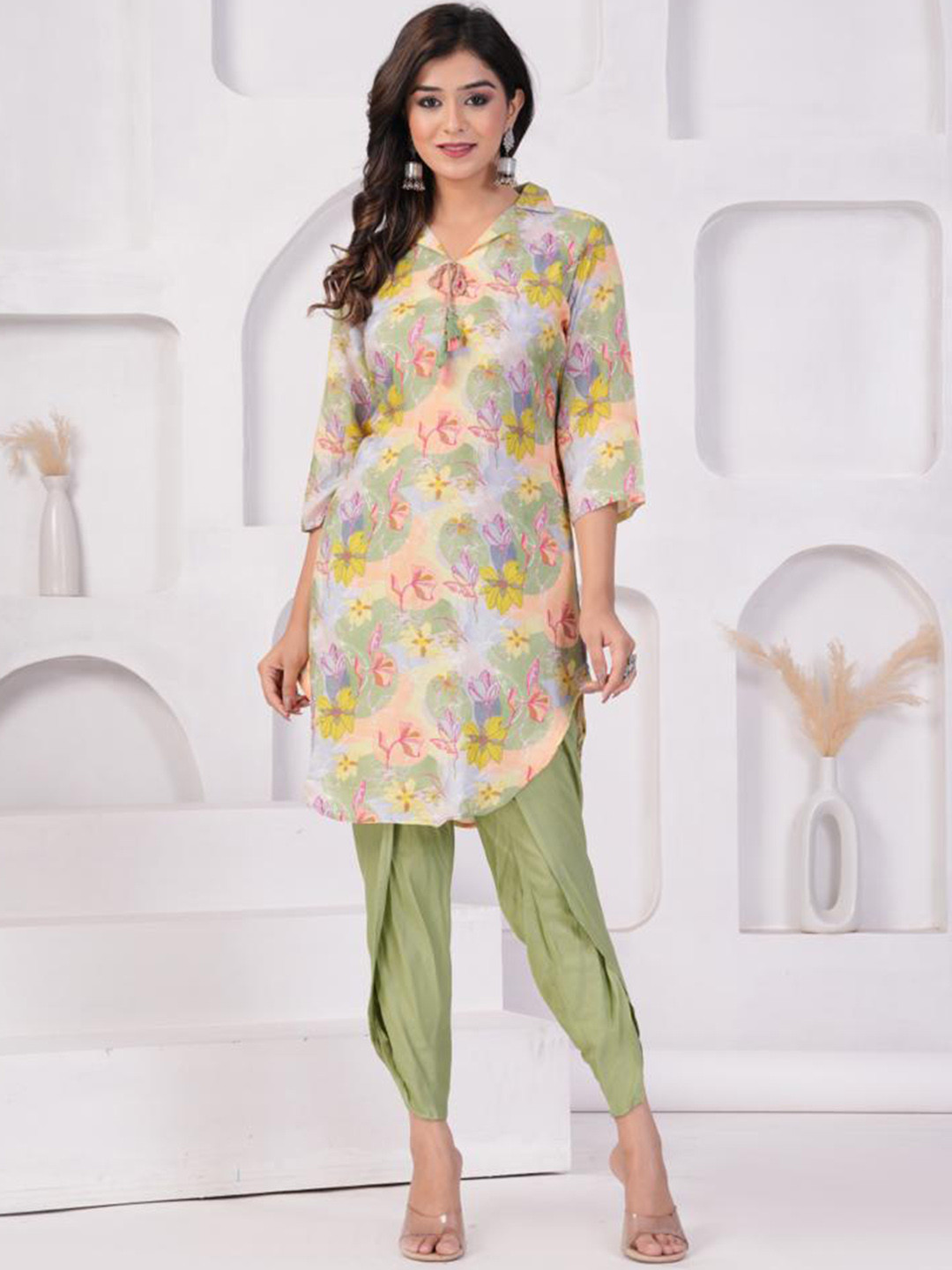SP DESIGNS Lapel Collar Floral Printed Regular Kurti with Dhoti Pants