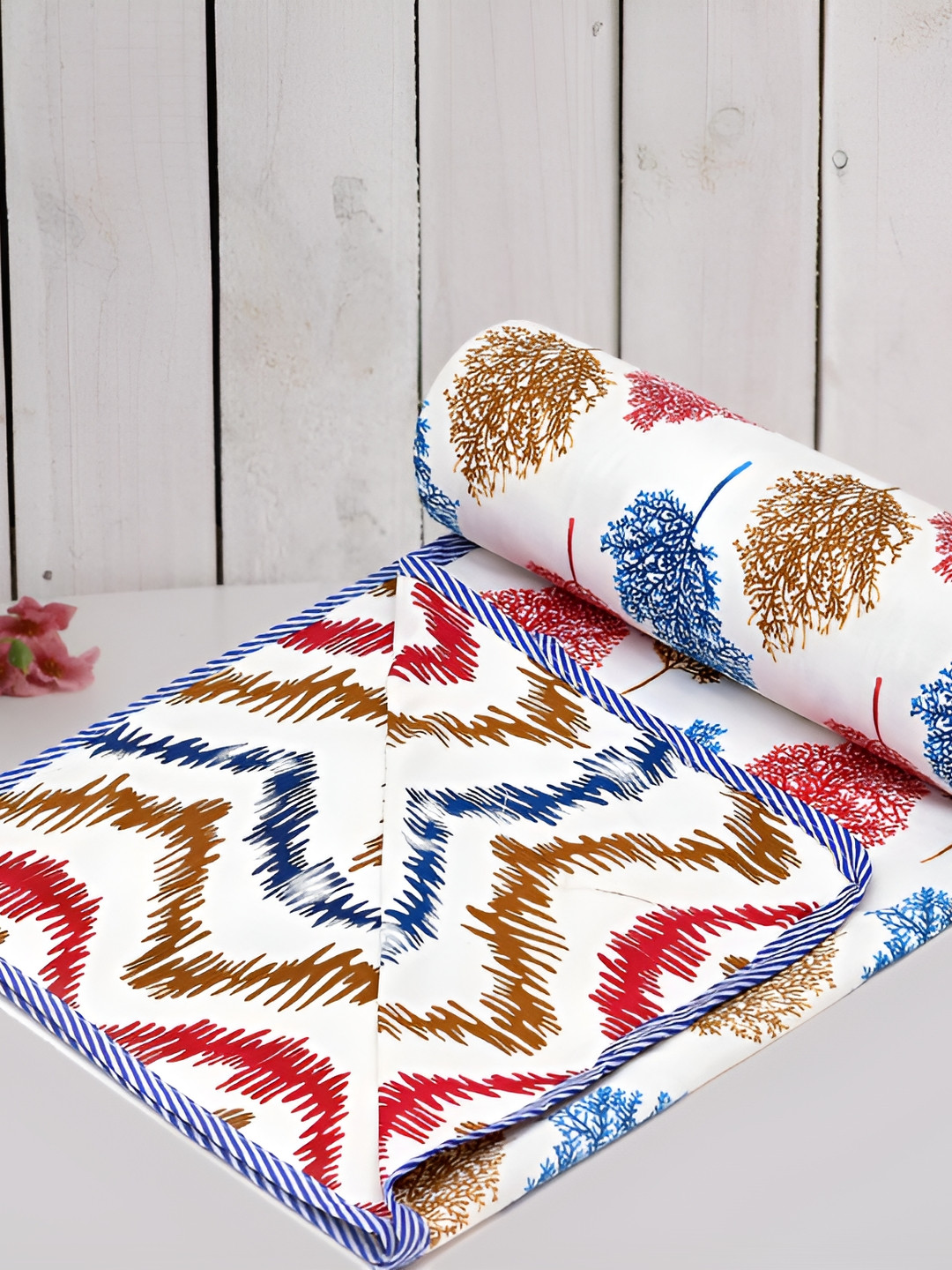 RRC Red & White Floral Cotton AC Room 150 GSM Single Bed Dohar