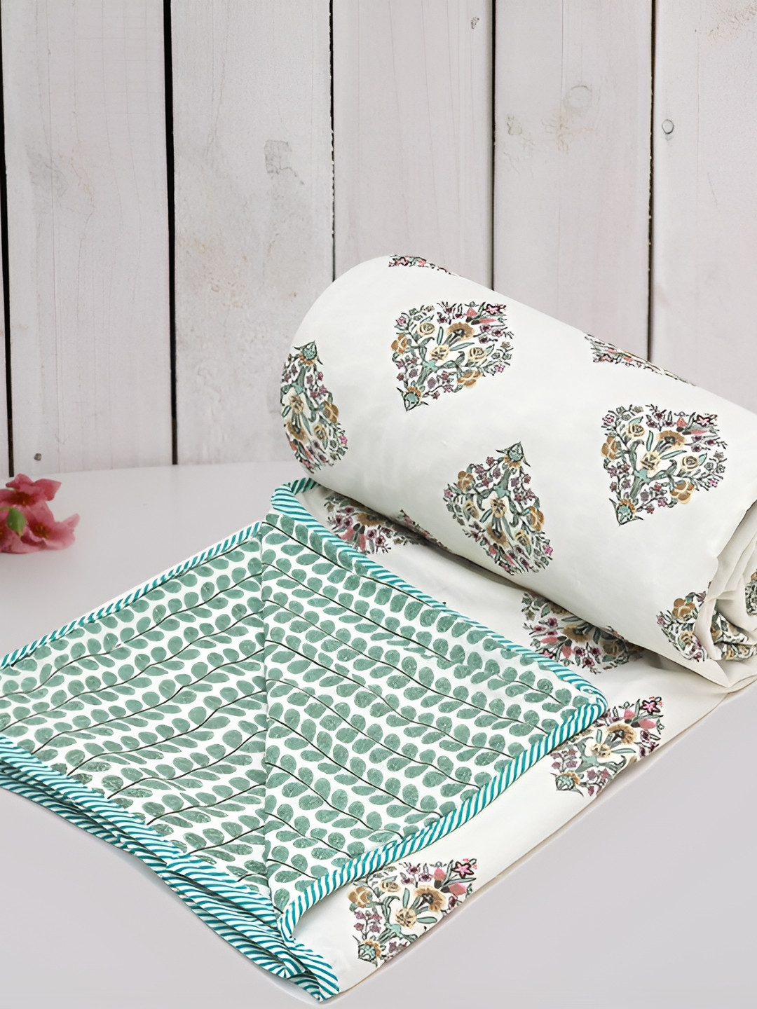 RRC Wwhite & Sea Green Floral Cotton AC Room 150 GSM Single Bed Dohar