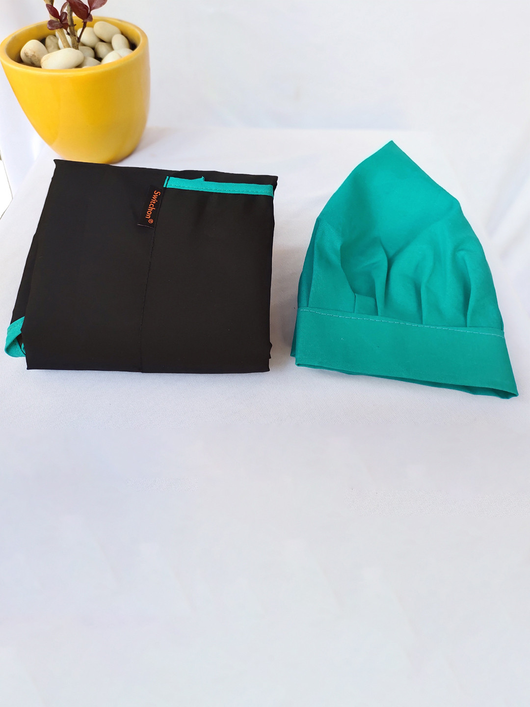 SWITCHON Black & Green Waterproof Kitchen Apron with Cap