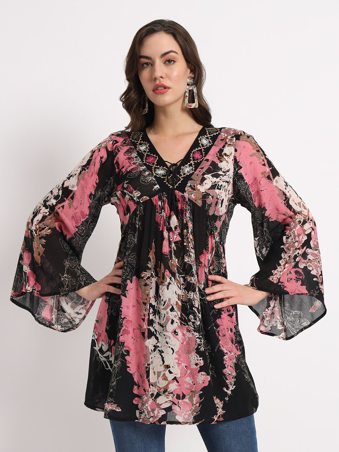 VELDRESS Floral Print Flared Sleeves Crepe Empire Longline Top