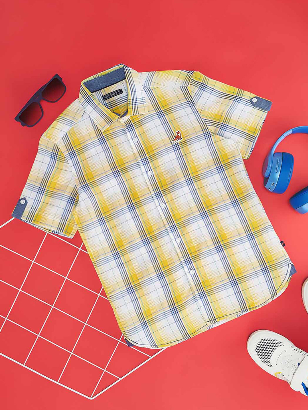 Pantaloons Junior Boys Checked Spread Collar Sort Roll-Up Sleeves Casual Shirt