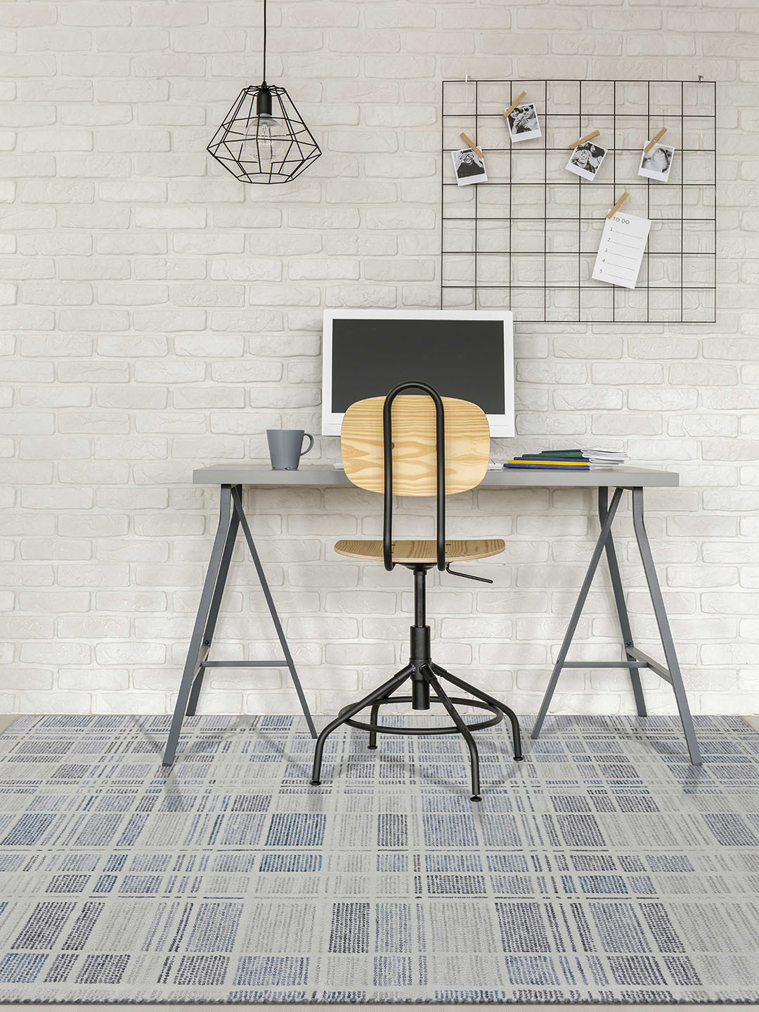 saraswatii global Green Geometric Hand-Tufted Carpets