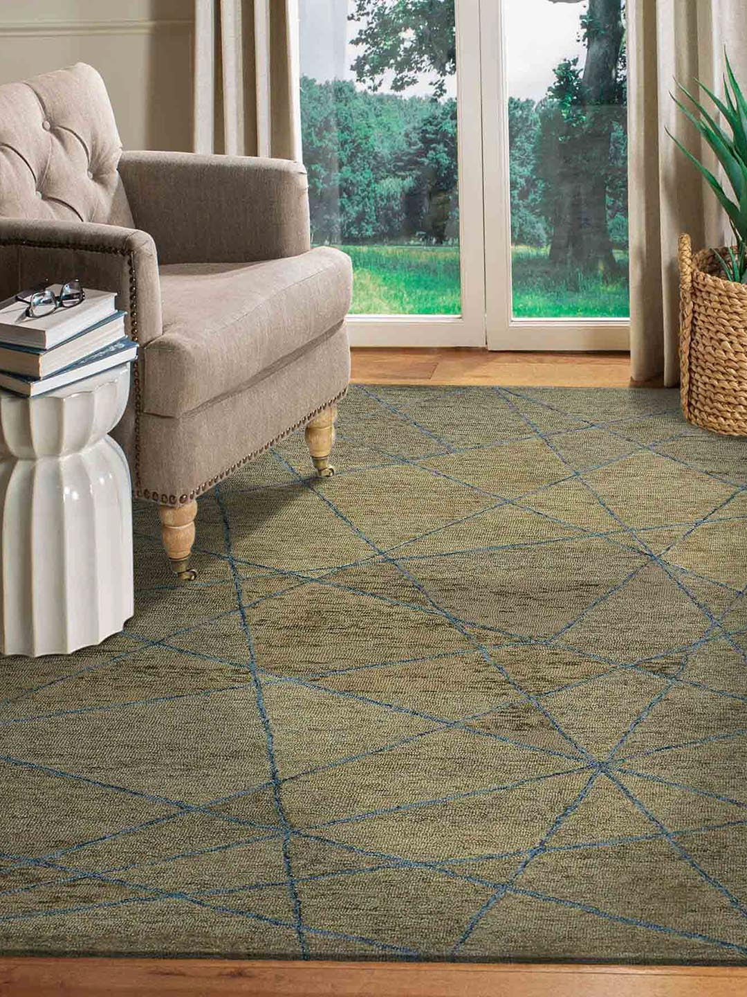 saraswatii global Green Geometric Hand-Tufted Carpets