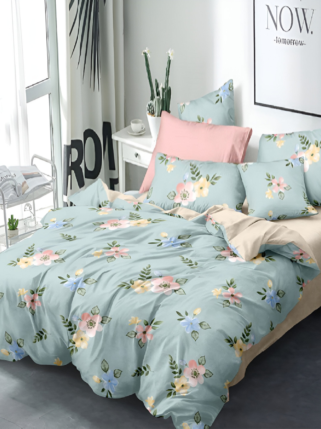 Laying Style Blue & Pink Floral Printed Cotton King Duvet Cover