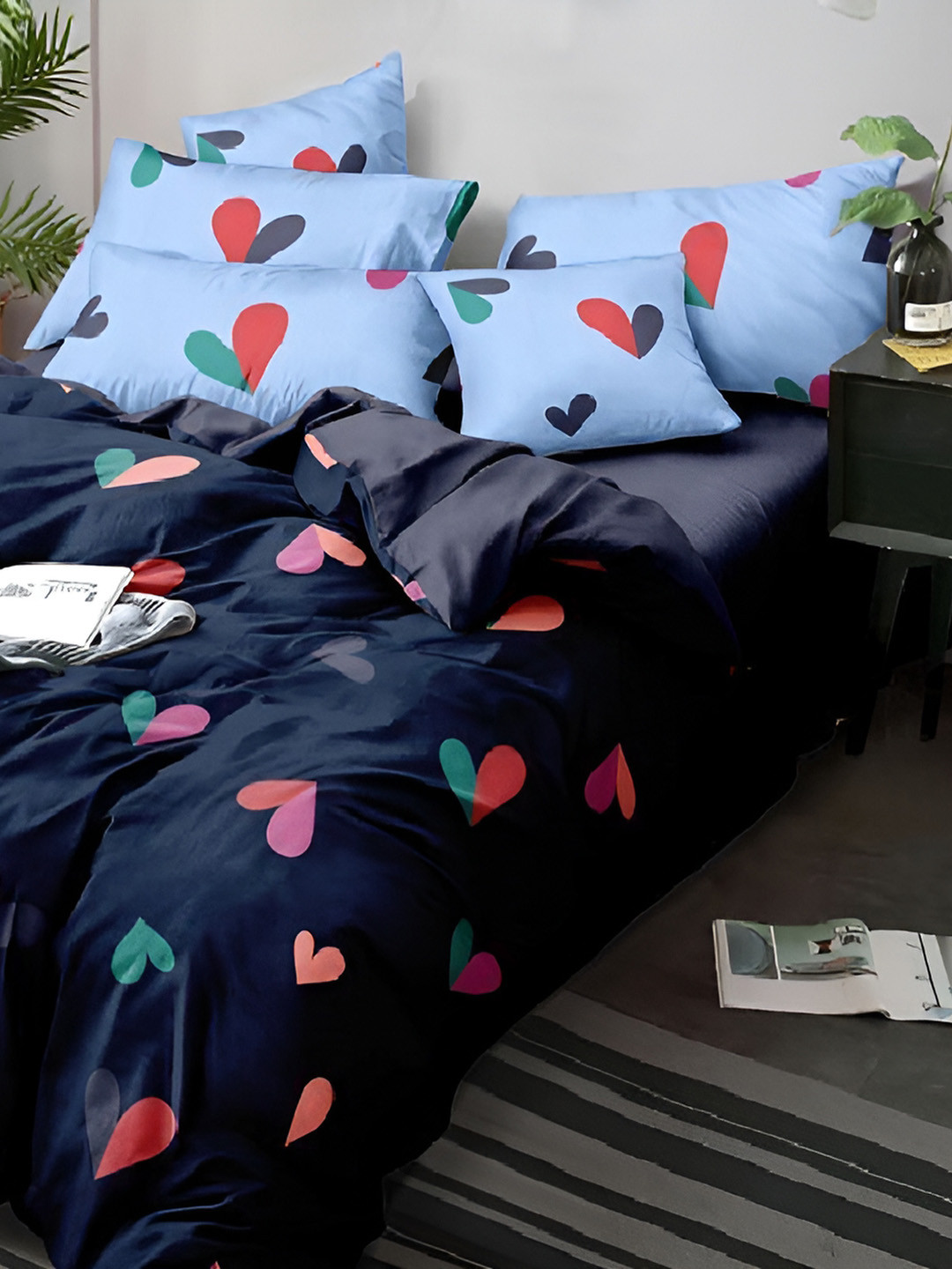 Laying Style Blue & Pink Geometric Printed Cotton 160 TC King Duvet Cover