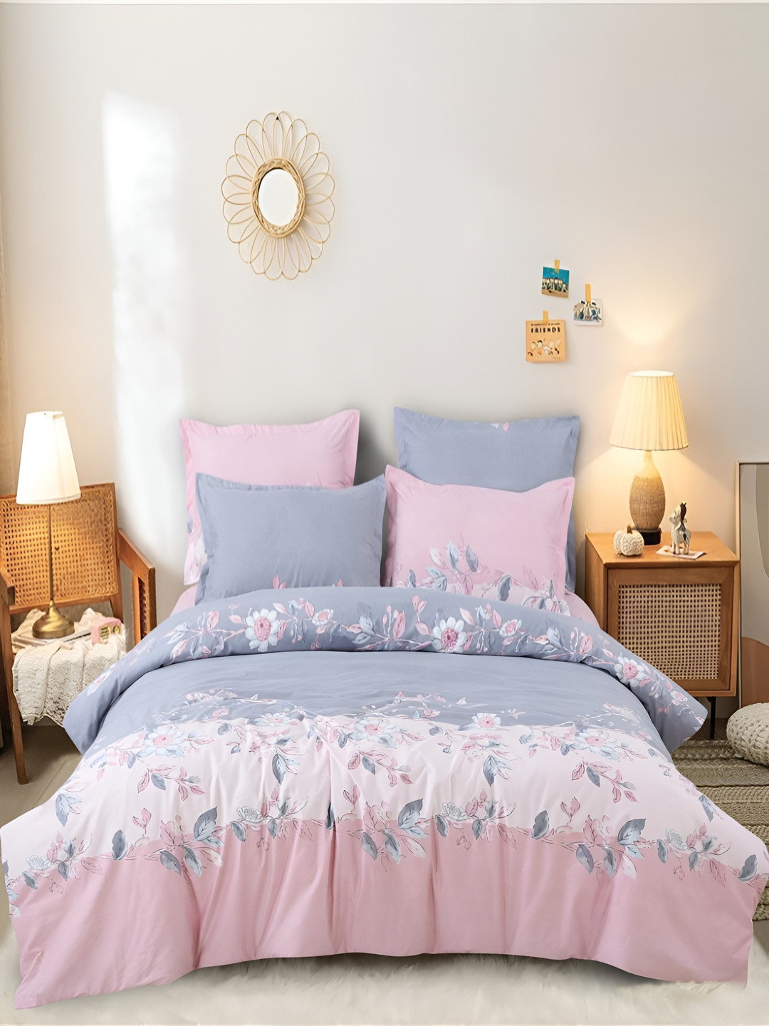 Laying Style Pink & White Floral Printed 160 TC King Duvet Cover