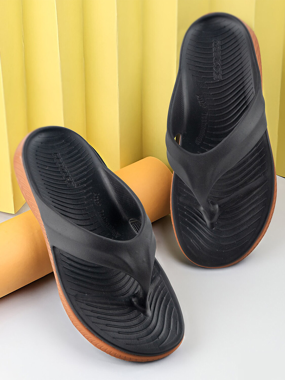 Red Tape Men Thong Flip-Flops