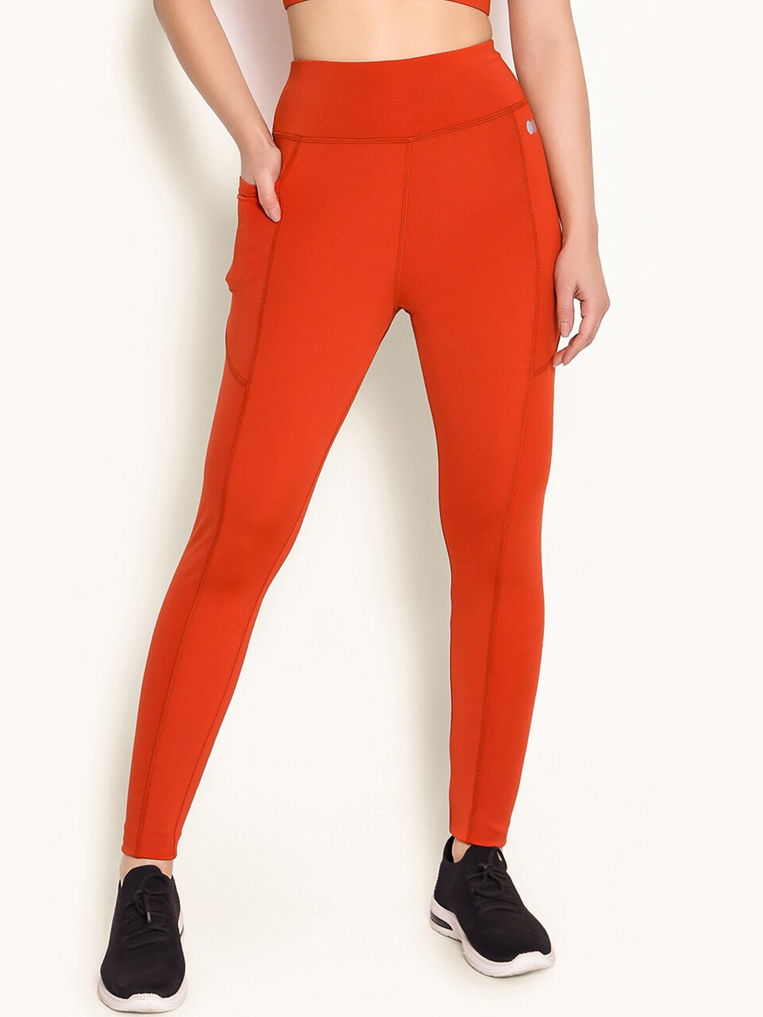 Clovia High-Rise Rapid-Dry Ankle Length Tights