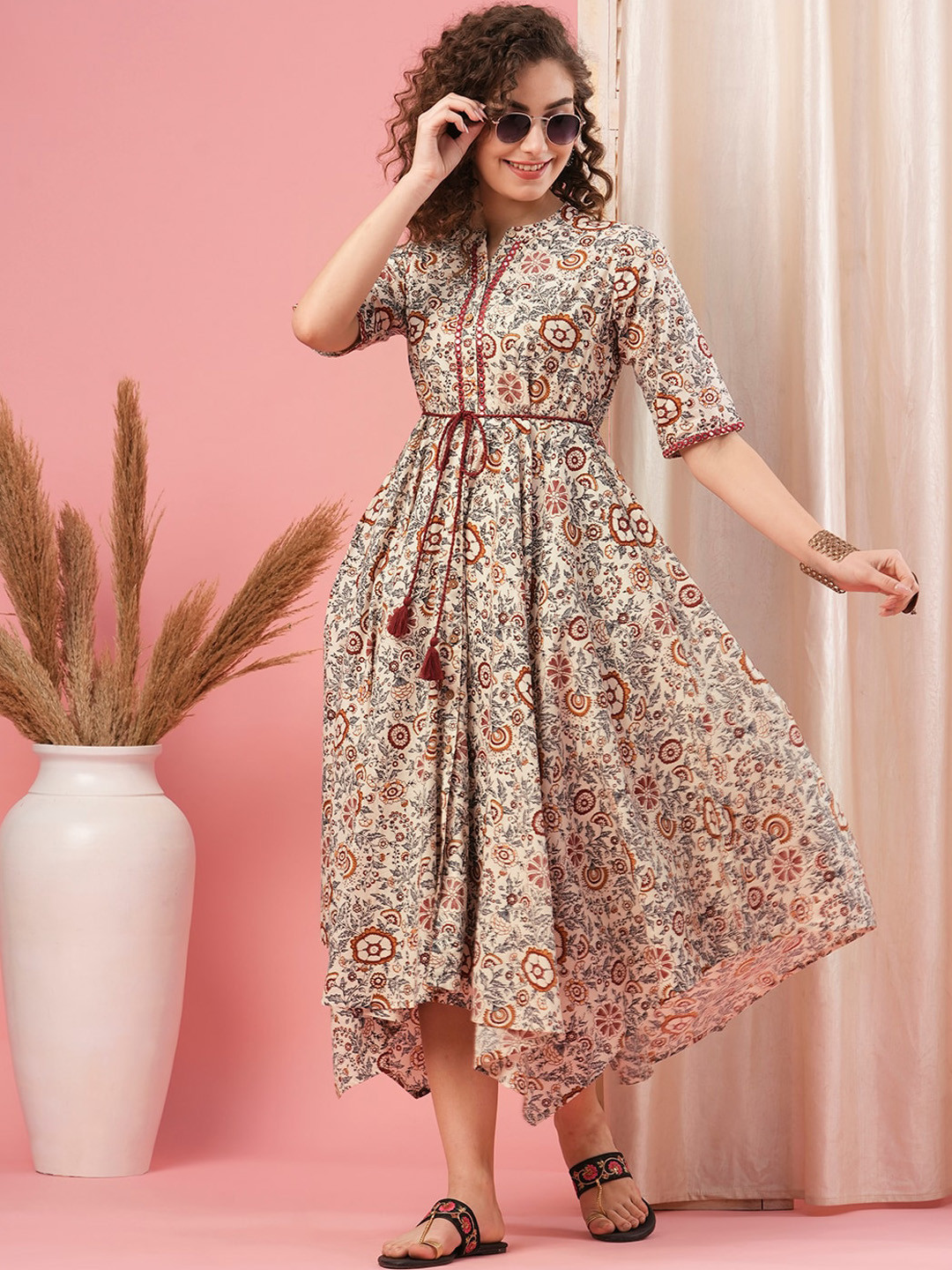 Globus Allover Floral Print Asymmetric Hem Waist Tie-Up Tassel Detail Fusion Midi Dress