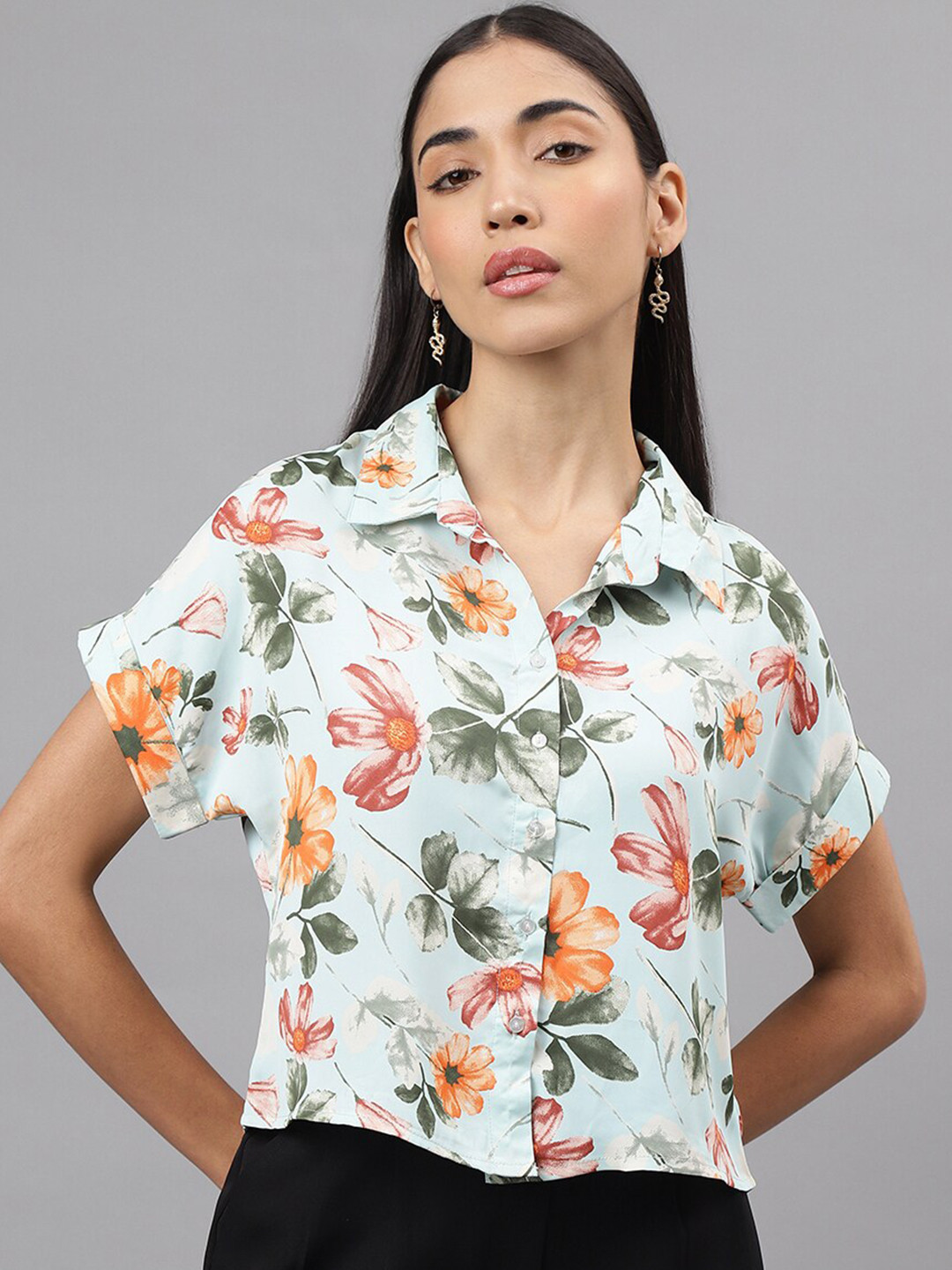 Latin Quarters Floral Print Shirt Collar Extended Sleeves Shirt Style Top