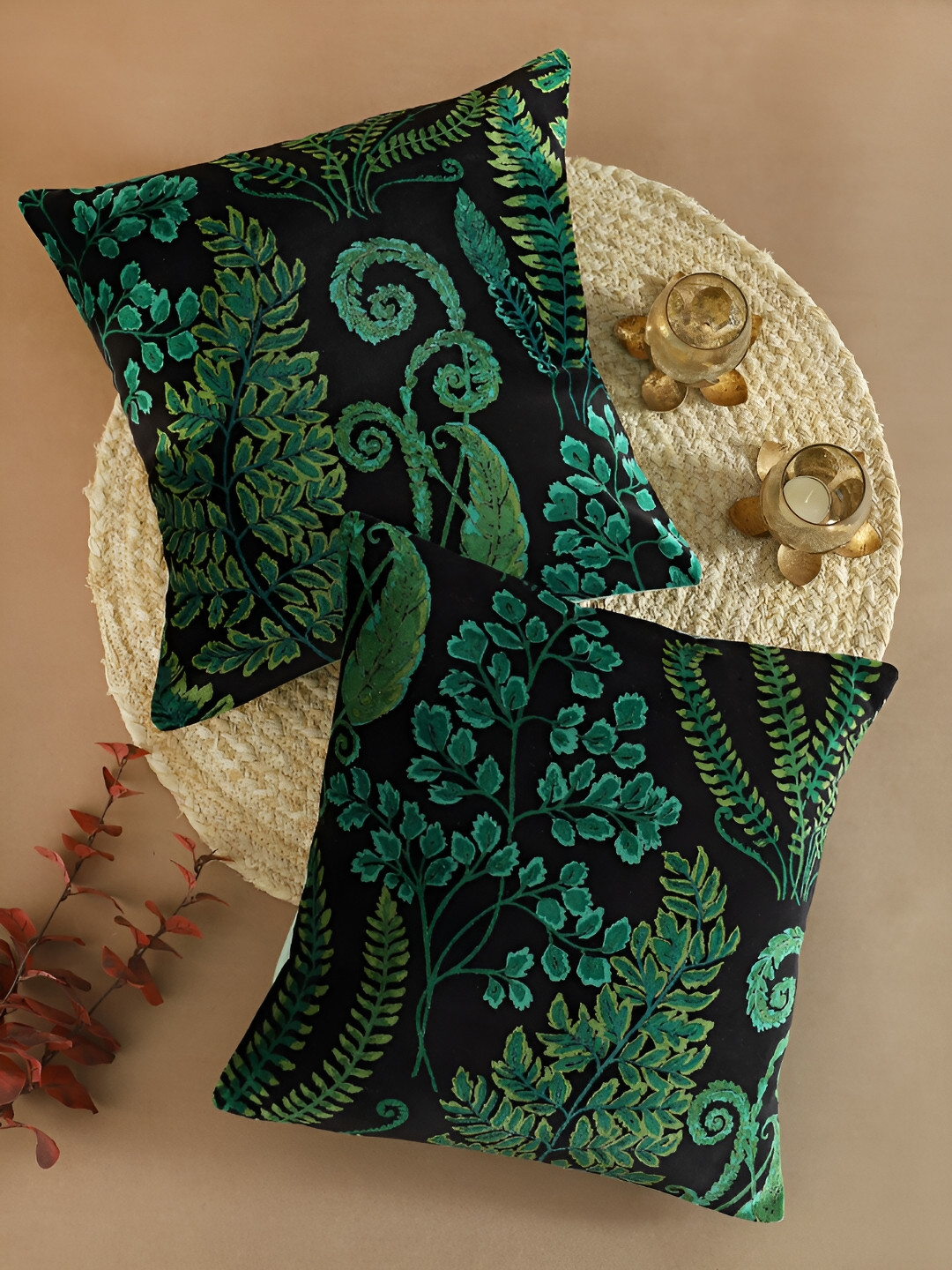 Ratan Cart Green & Black 2 Pcs Floral Square Cotton Cushion Covers