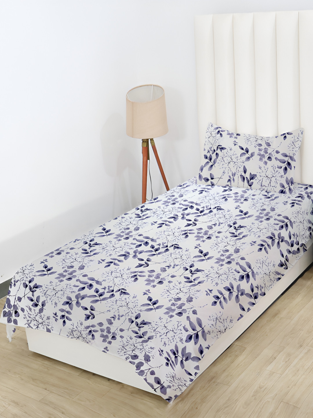 RD TREND Off White Leaf Cotton 210 TC Single Fine Bedsheet with a Pillow Cover-228 x 152 cm