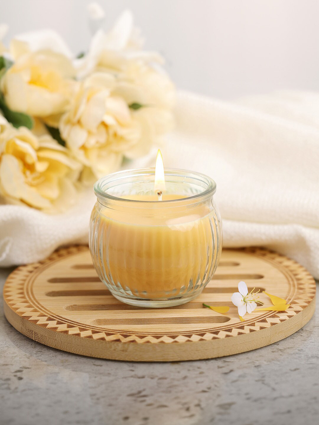 Iris Homefragrances Ribbed 2Pcs 1 Wick Mango Sorbet Solid Geometric Regular Jar Candles
