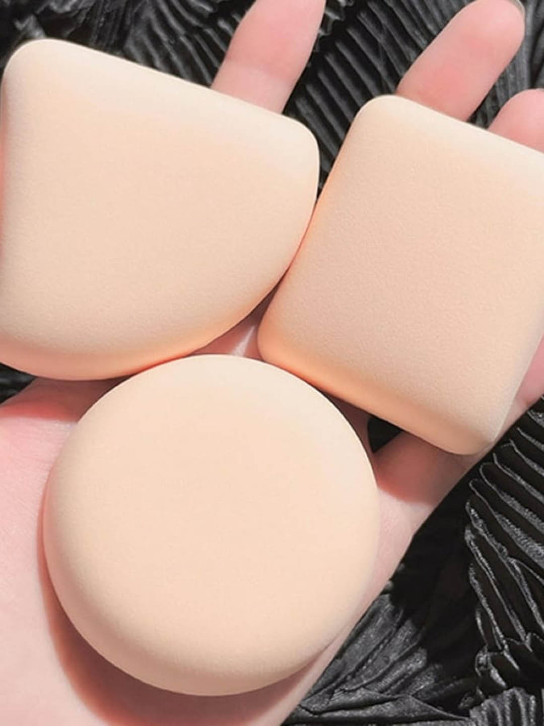 FEELHIGH Set Of 3 Beauty Blender Puff With Case