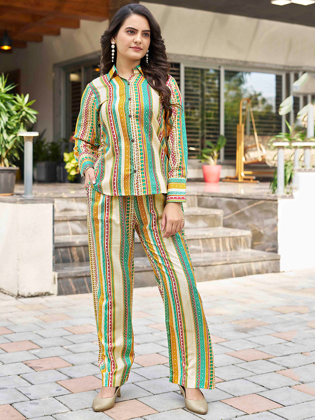 Kesudi Striped Shirt & Mid-Rise Trouser