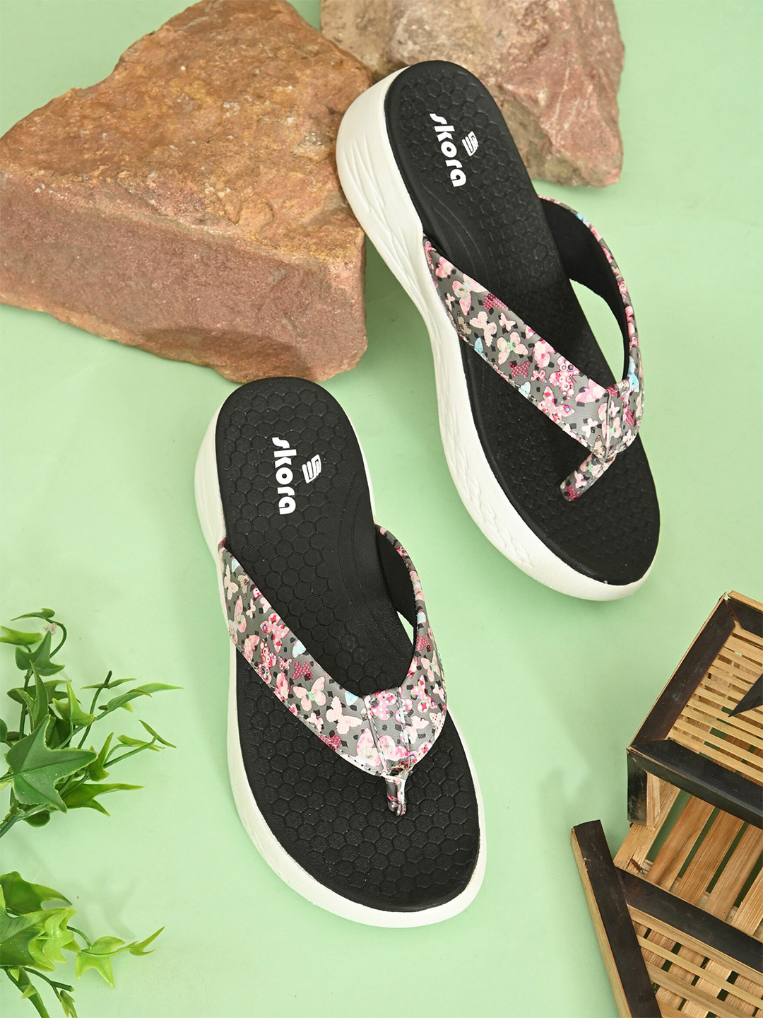 SKORA Women Printed Thong Flip-Flops