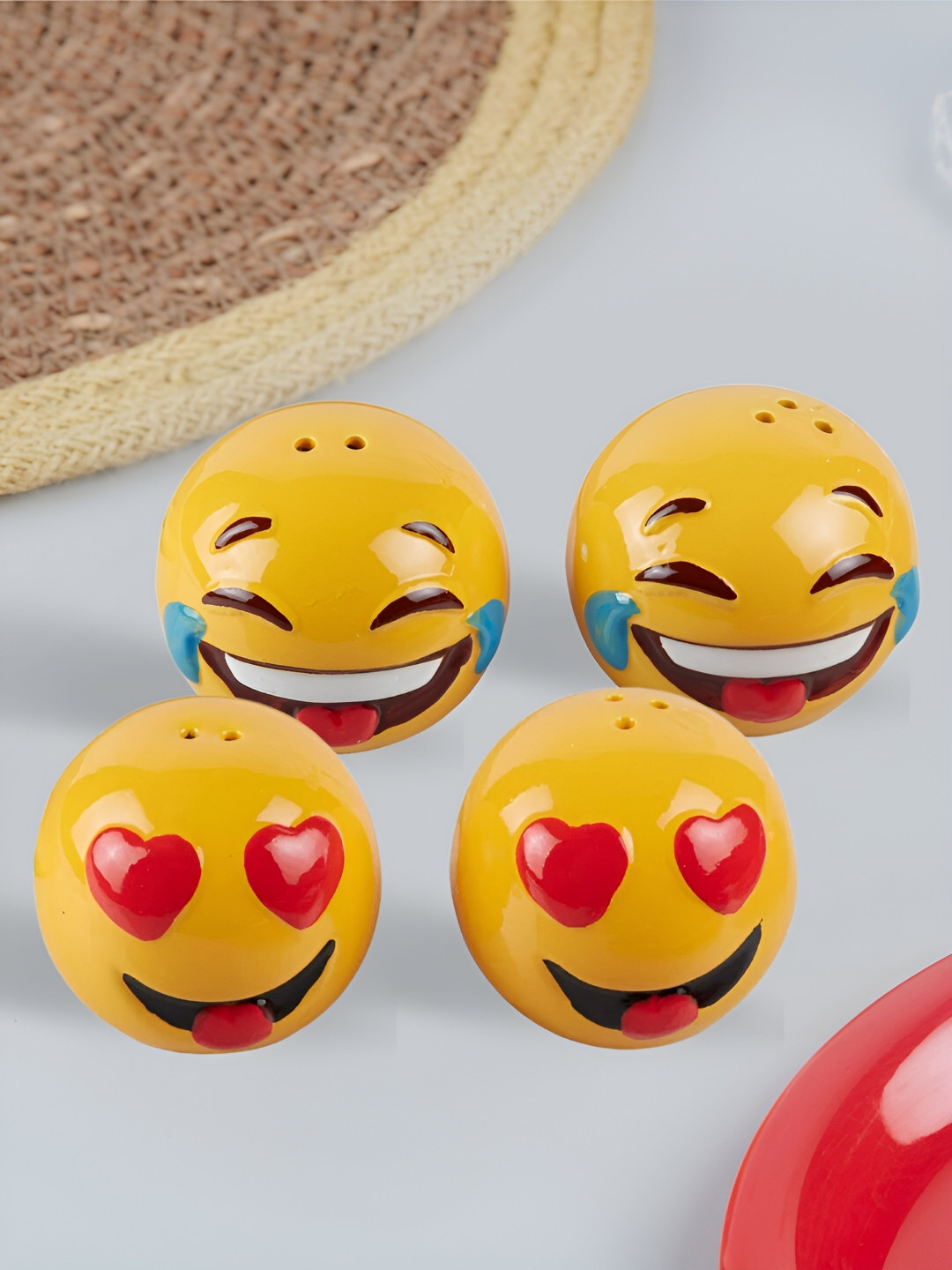 Kookee Yellow 2 Pieces Ceramic Dishwasher Safe Salt and Pepper Shakers