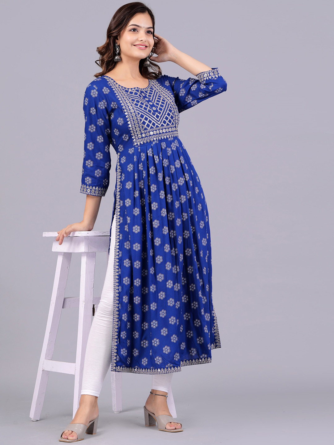 NEW4U Floral Printed Round Neck Sequinned Aliya Cut Kurta