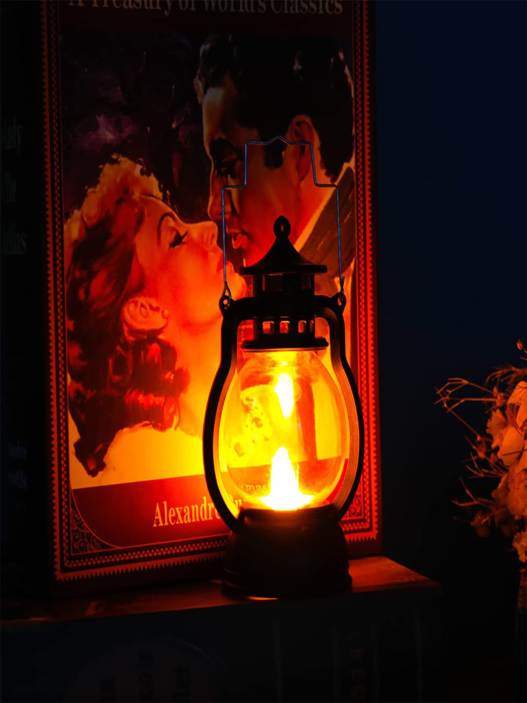 Kuber Industries Lantern Lamp LED Flameless 1 Wick Solid Geometric Regular Hanging Candles