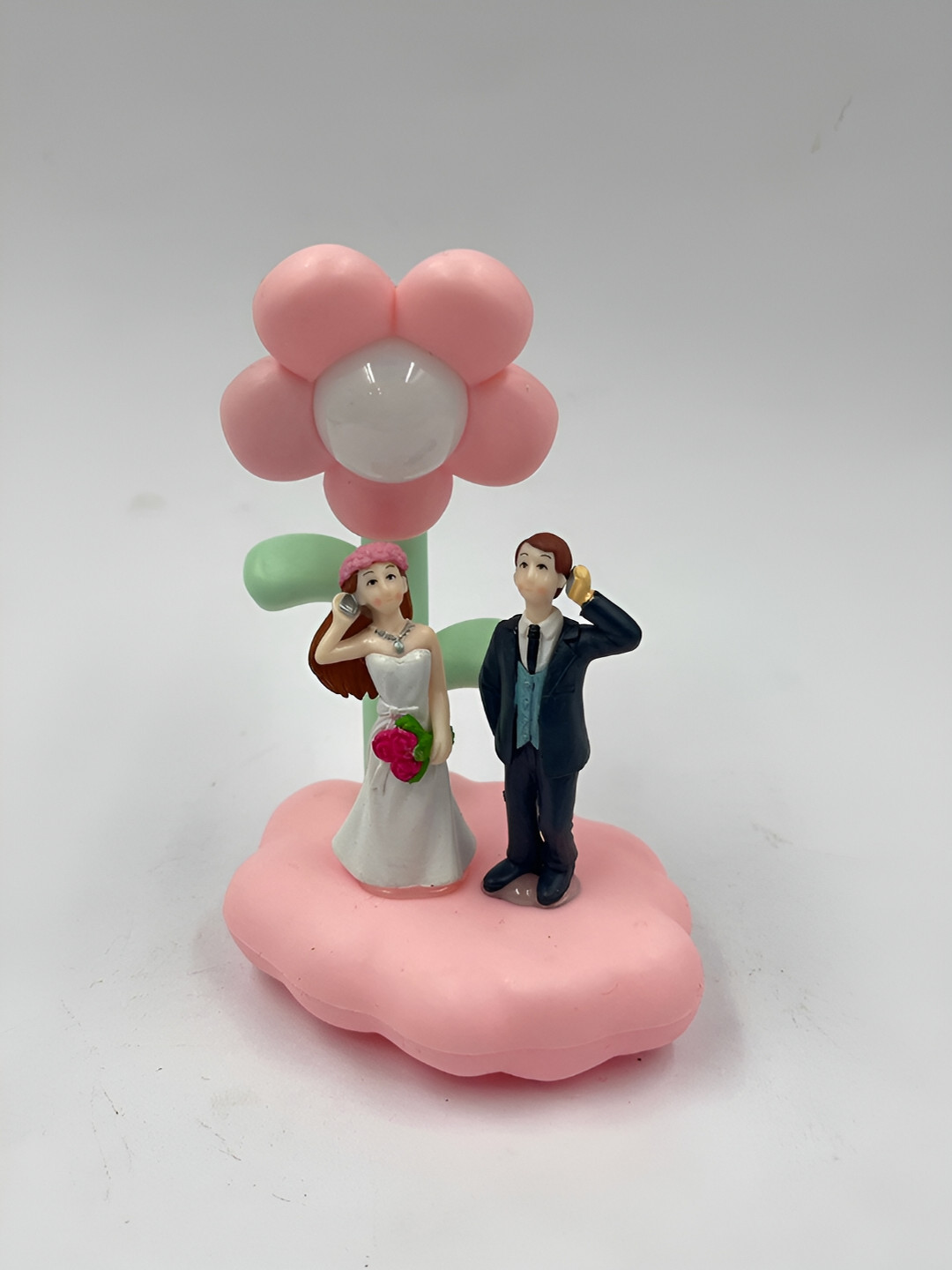 CraftVatika Love Couple Pink Resin Glossy Living Room Lights Small Showpiece - 4.7 Inches