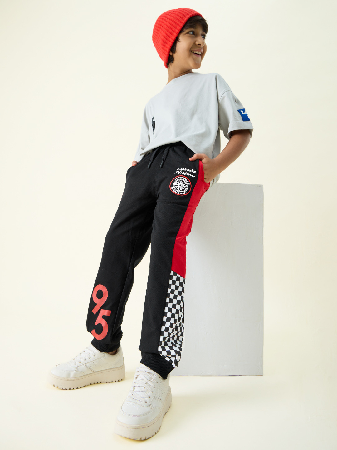 The Souled Store Cars: Lightning Mcqueen Racing Boys Colourblocked Pure Cotton Joggers