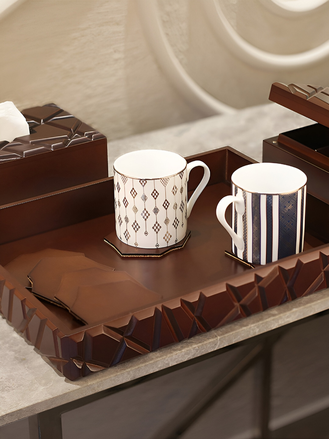 Perenne Design Brown Wooden Easy to Clean Tray