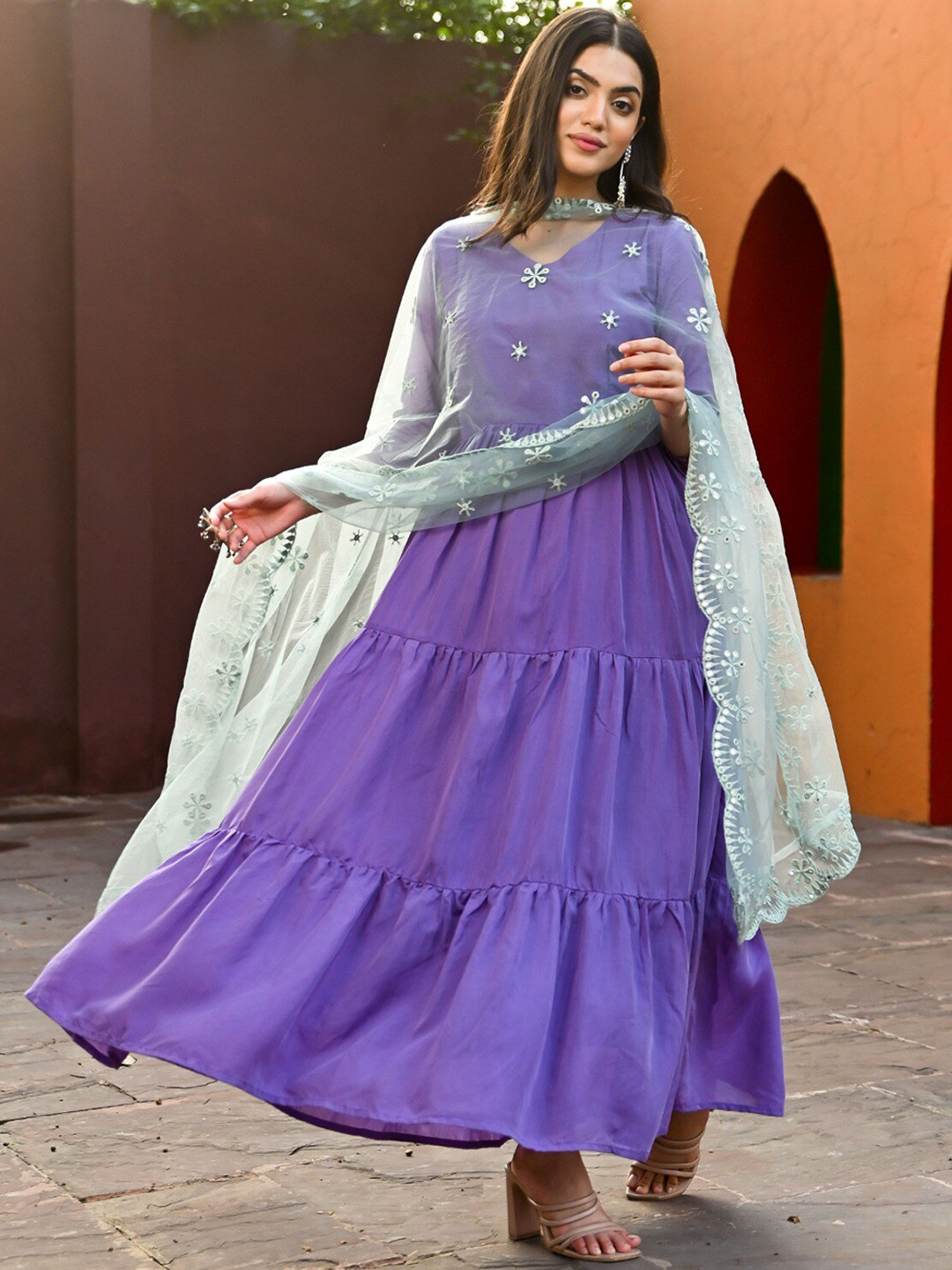 Vinya Yoke Design V-Neck Three-Quarter Sleeves Kurta Set With Dupatta