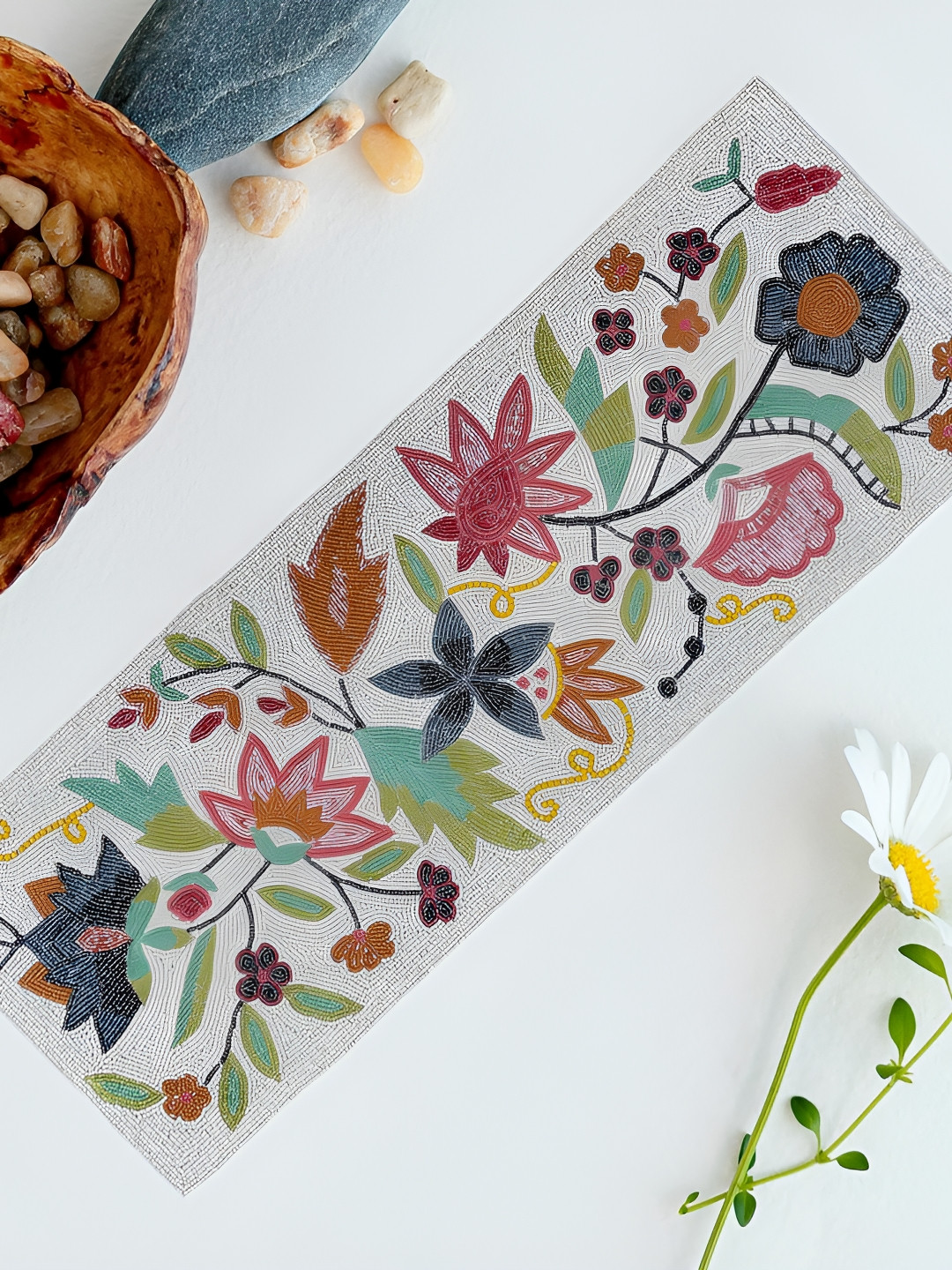 YWULY Green & White Floral Beads Embellished Rectangle Shaped Table Runner