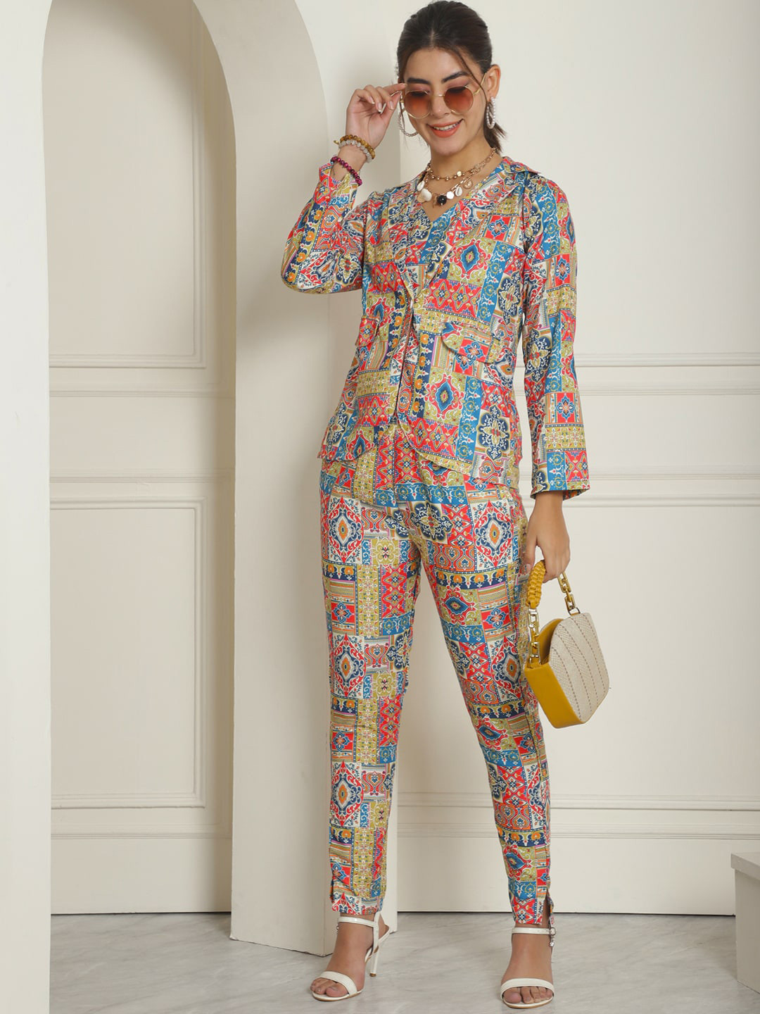 Indian Needle Ethnic Motifs Printed V-Neck Top With Notched Lapel Collar Jacket