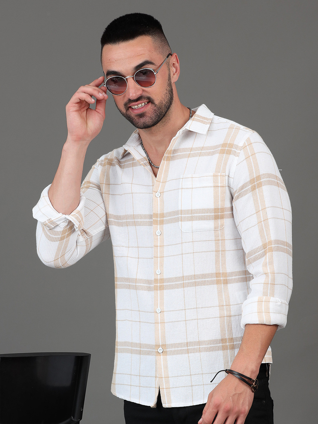 HERE&NOW Checked Spread Collar Cotton Slim Fit Casual Shirt