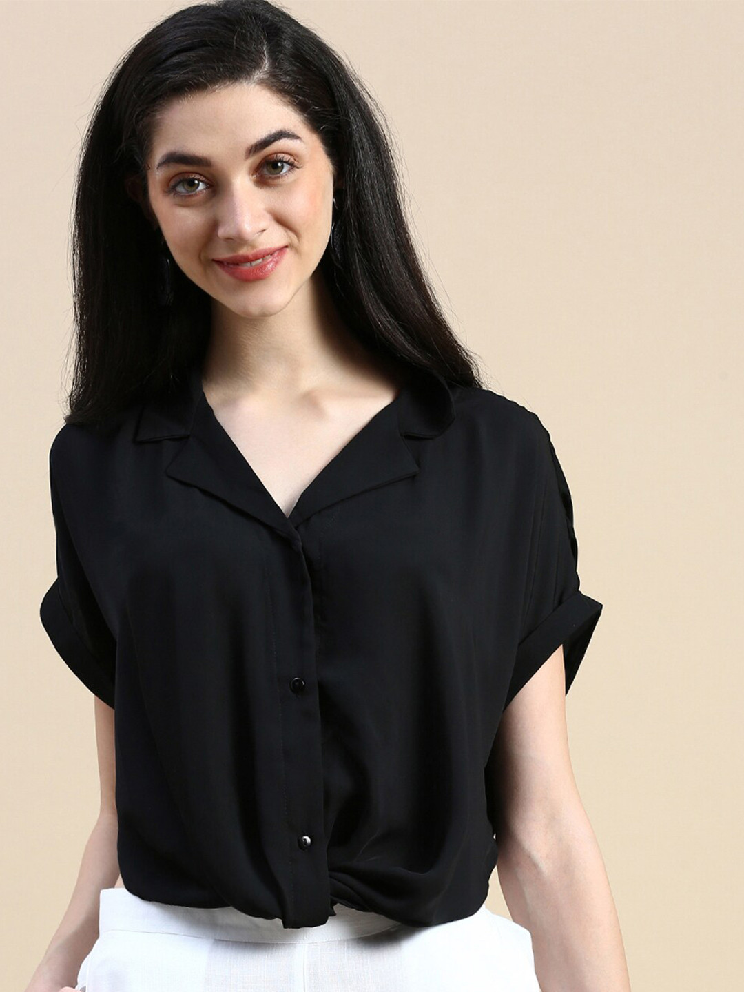 De Moza Spread Collar Short Sleeves Casual Shirt